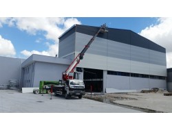 Çerkezköy'de sepetli vinç ile  cephe paneli montajı