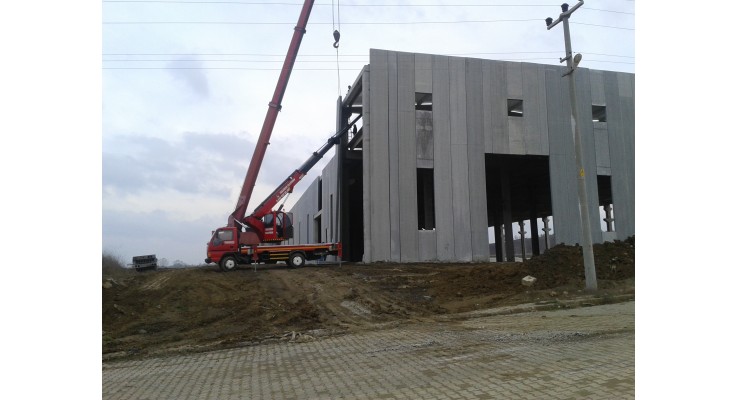 Çerkezköy'de prefabrik montajı sepetli vinç ile